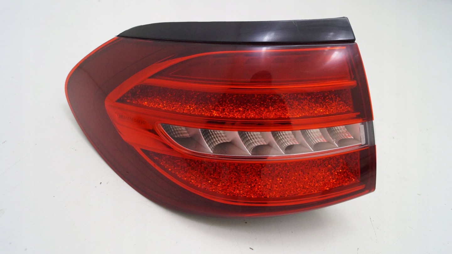 Mercedes-Benz E-Klasse W213 Rückleuchte A2139068700 Rearlamp - Thumbnail 1