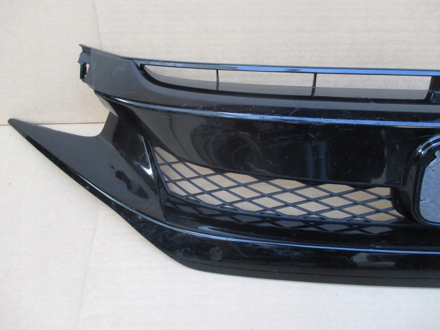Honda Civic X FC Kühlergrill FRONTGRILL Kühlergitter 71121TGHA0XXM1 - Thumbnail 3