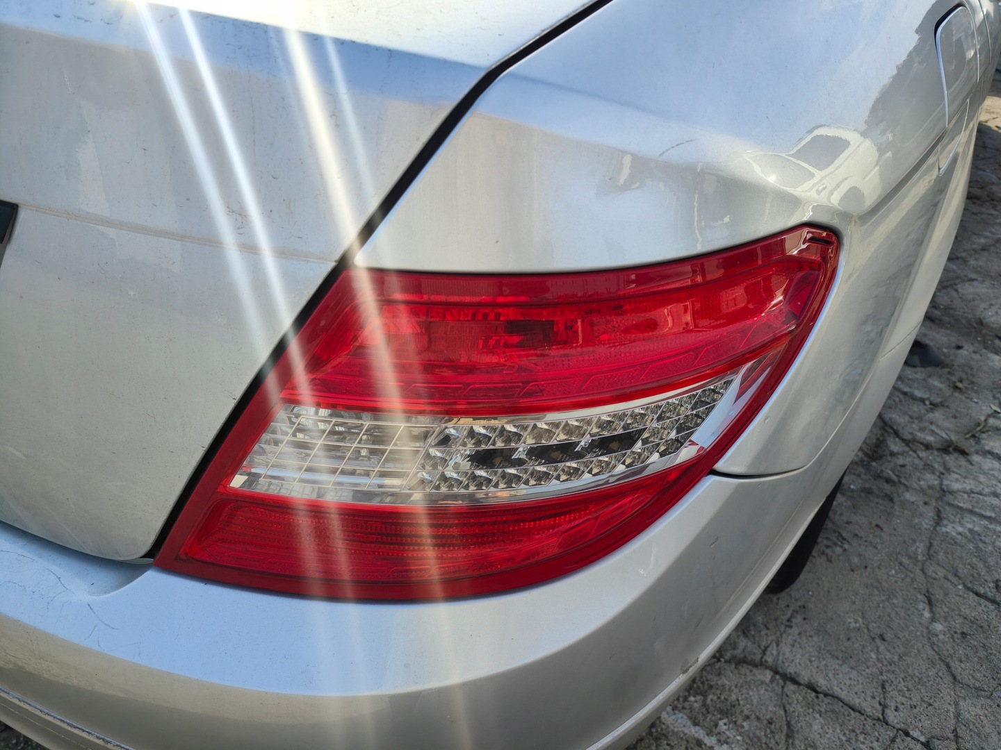 Mercedes-Benz C-Klasse W204 Rückleuchte Rearlamp - Image 1