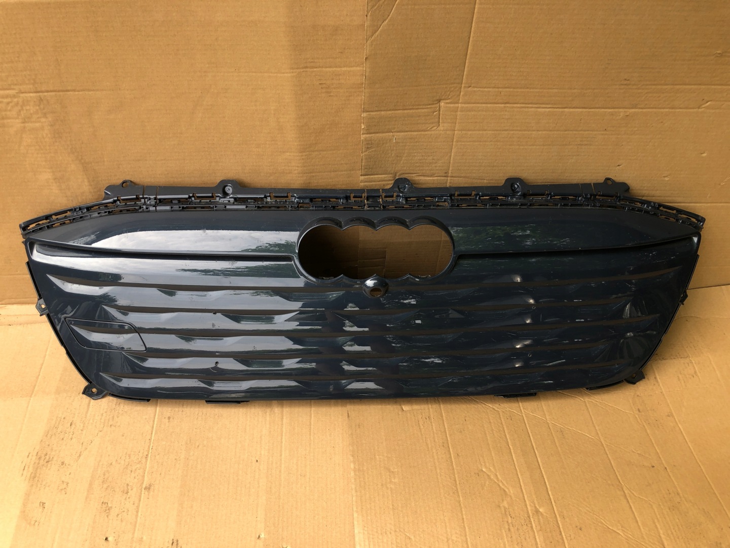 Audi e-tron Kühlergrill FRONTGRILL Kühlergitter 85E853391 - Thumbnail 1
