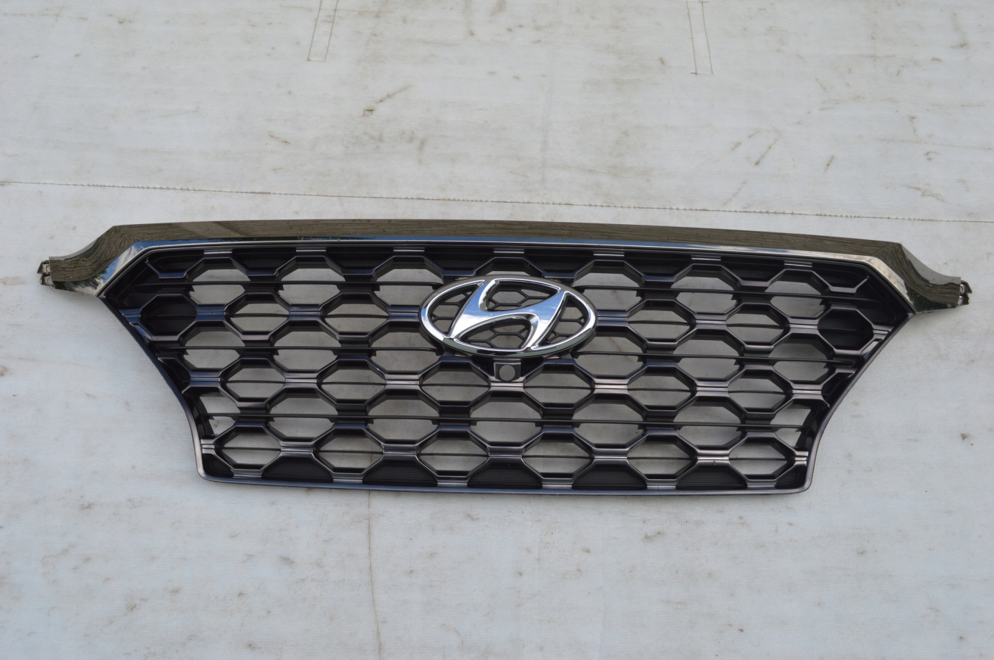Hyundai Santa Fe TM Kühlergrill FRONTGRILL Kühlergitter - Thumbnail 1