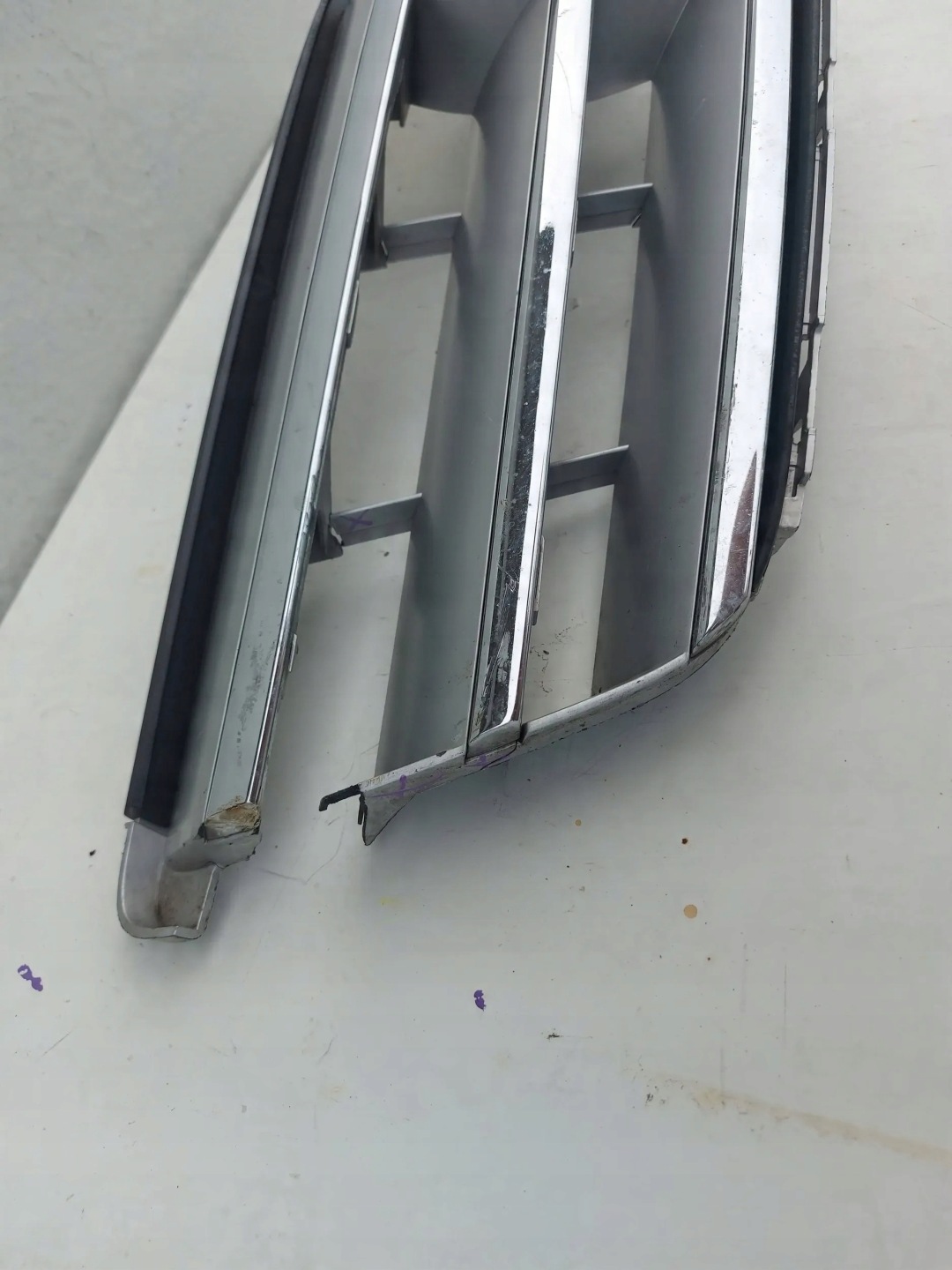 Mercedes-Benz C-Klasse W204 Kühlergrill FRONTGRILL Kühlergitter A2048800023 - Thumbnail 7