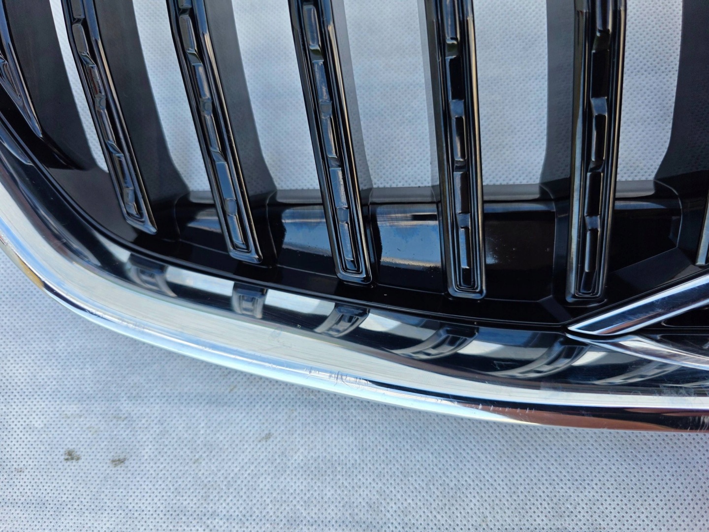 Volvo S40/S50/V40/V50 V40 Kühlergrill FRONTGRILL Kühlergitter 31425348 - Thumbnail 7