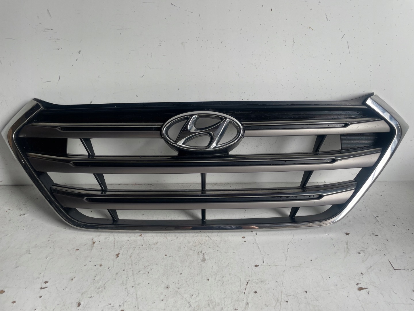 Hyundai Tucson NX4E Kühlergrill FRONTGRILL Kühlergitter 86351D7100 - Thumbnail 1