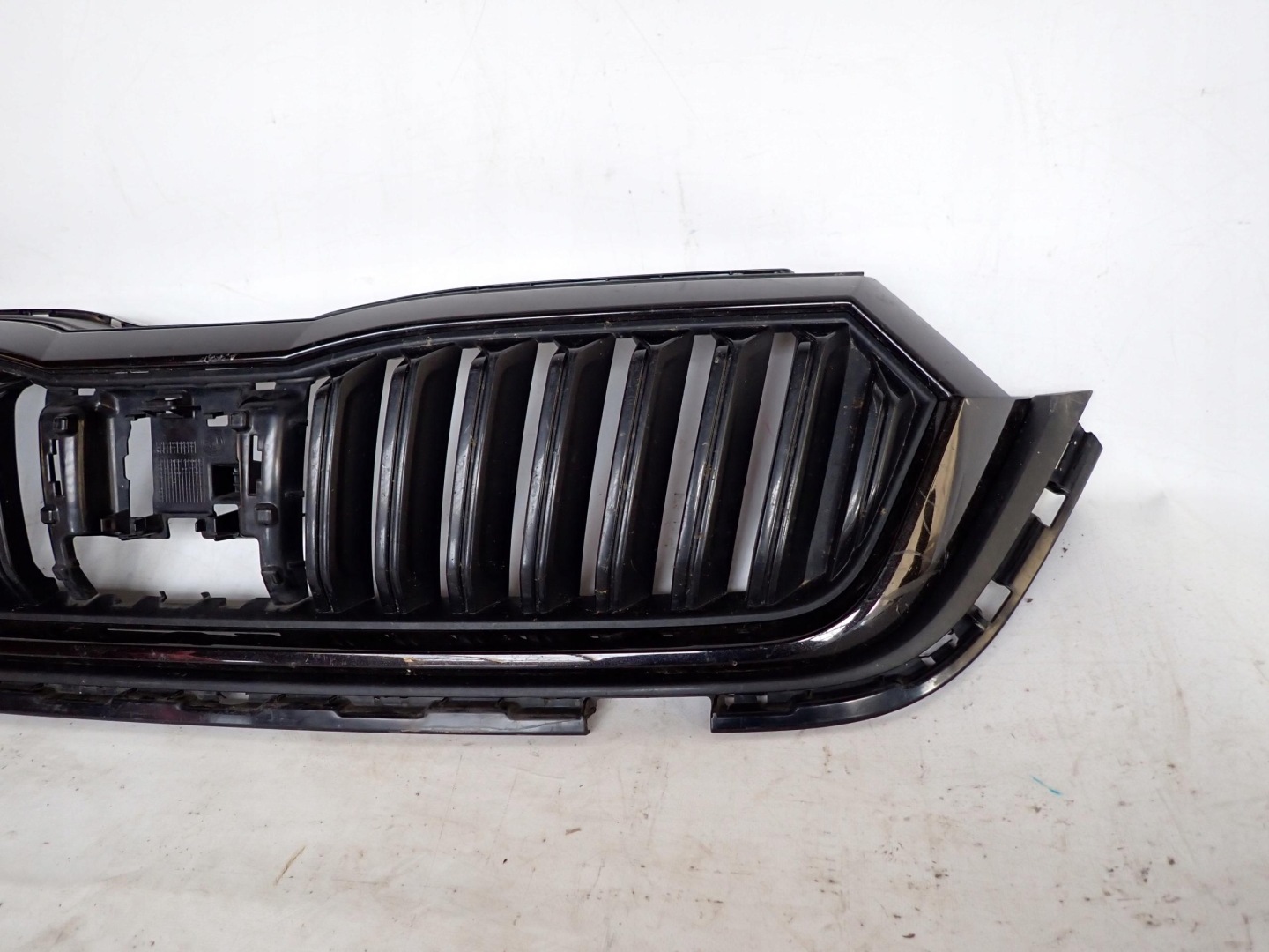 Skoda Octavia 1U Kühlergrill FRONTGRILL Kühlergitter - Thumbnail 4