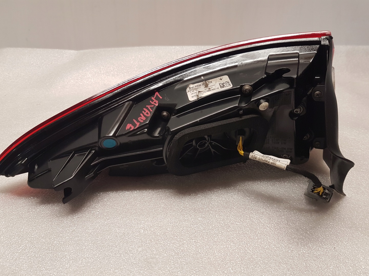Maserati Levante AM156 Rückleuchte 670106830 Rearlamp - Thumbnail 5