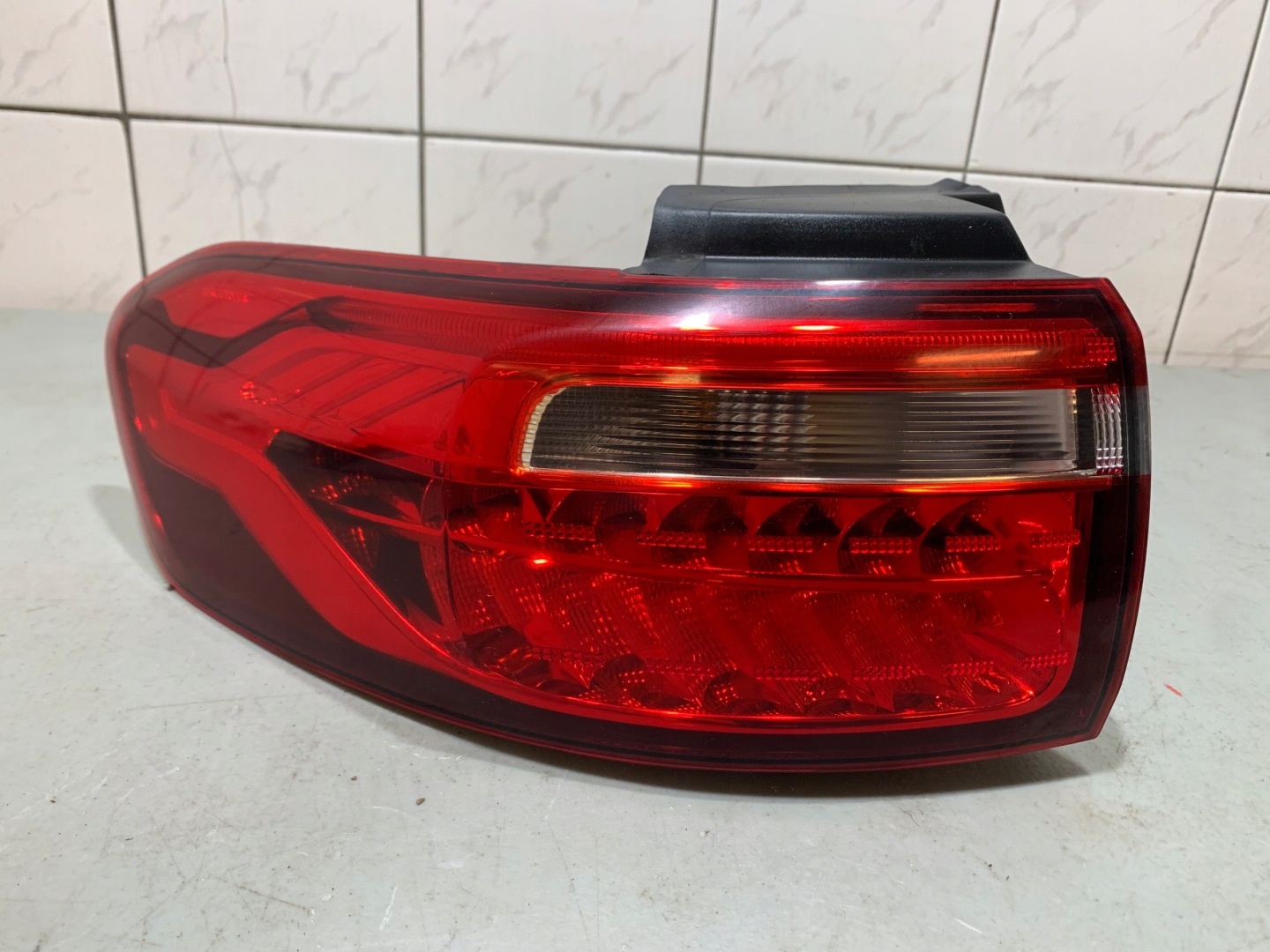 Mercedes-Benz GLB W247 Rückleuchte A2479064300 Rearlamp - Thumbnail 1