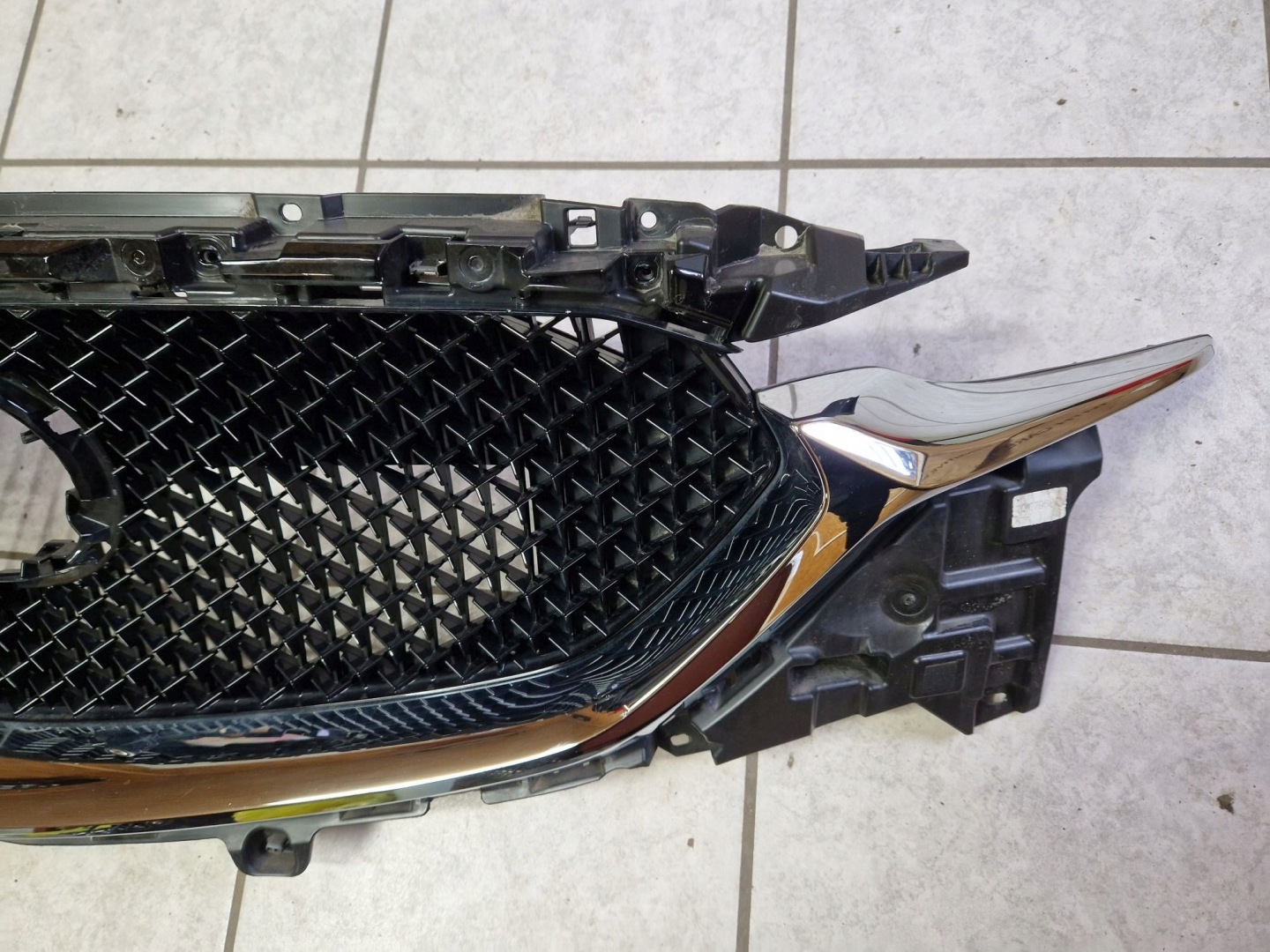 Mazda CX-5 KF Kühlergrill FRONTGRILL Kühlergitter KFYT507J1K - Thumbnail 3