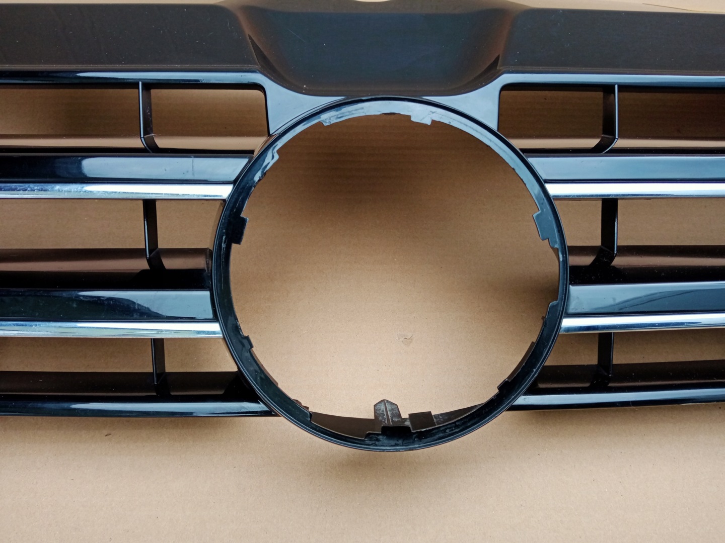 VW Transporter T5 Kühlergrill FRONTGRILL Kühlergitter 7E5853651AU - Thumbnail 4