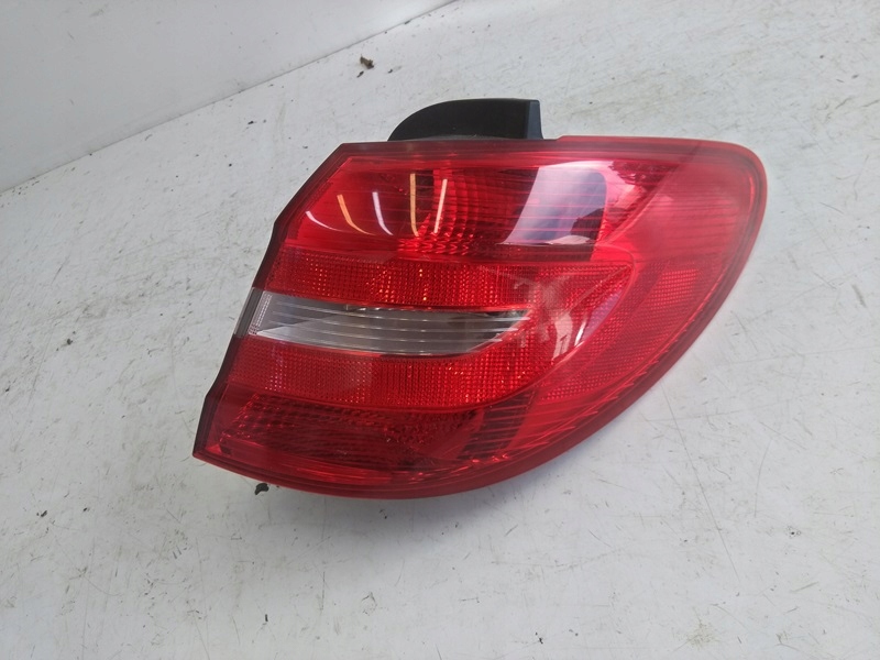 Mercedes-Benz B-Klasse W246 Rückleuchte A2468200264 Rearlamp - Thumbnail 1