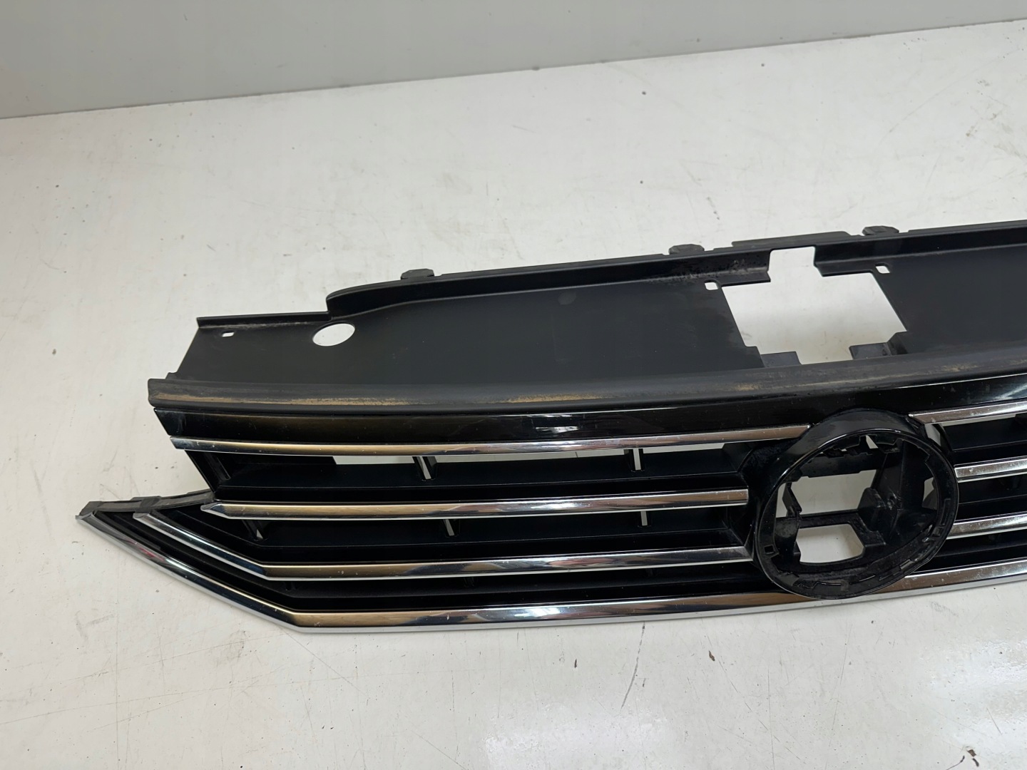 VW Passat B8 Kühlergrill FRONTGRILL Kühlergitter 3G0853651B - Thumbnail 8