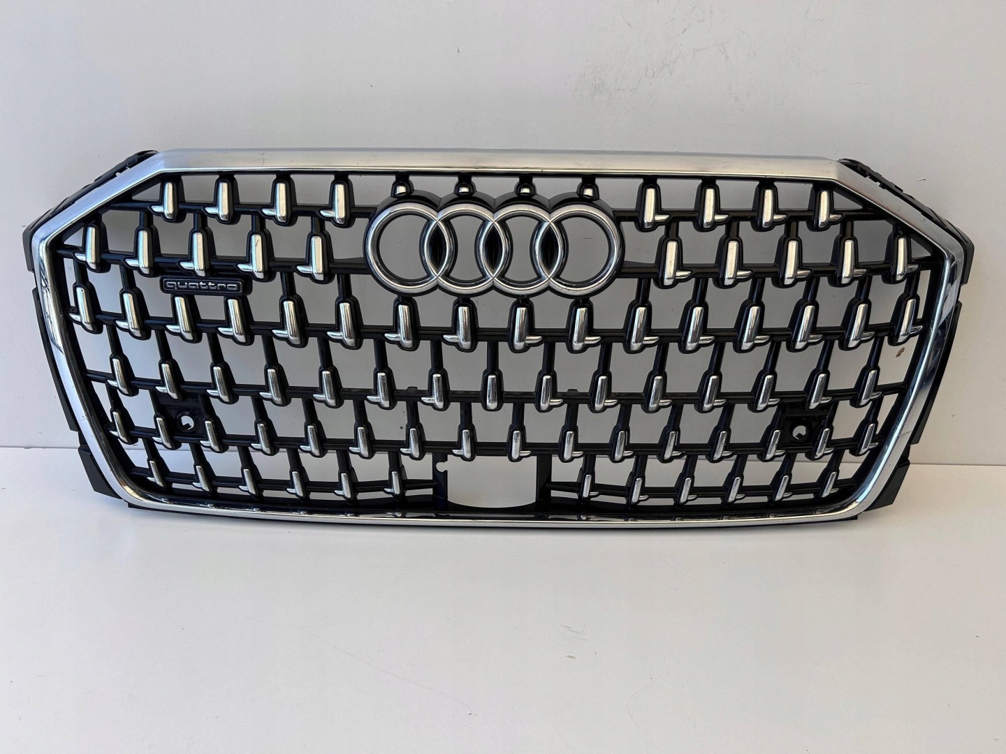 Audi A8 Kühlergrill FRONTGRILL Kühlergitter 4N0853651 - Thumbnail 1