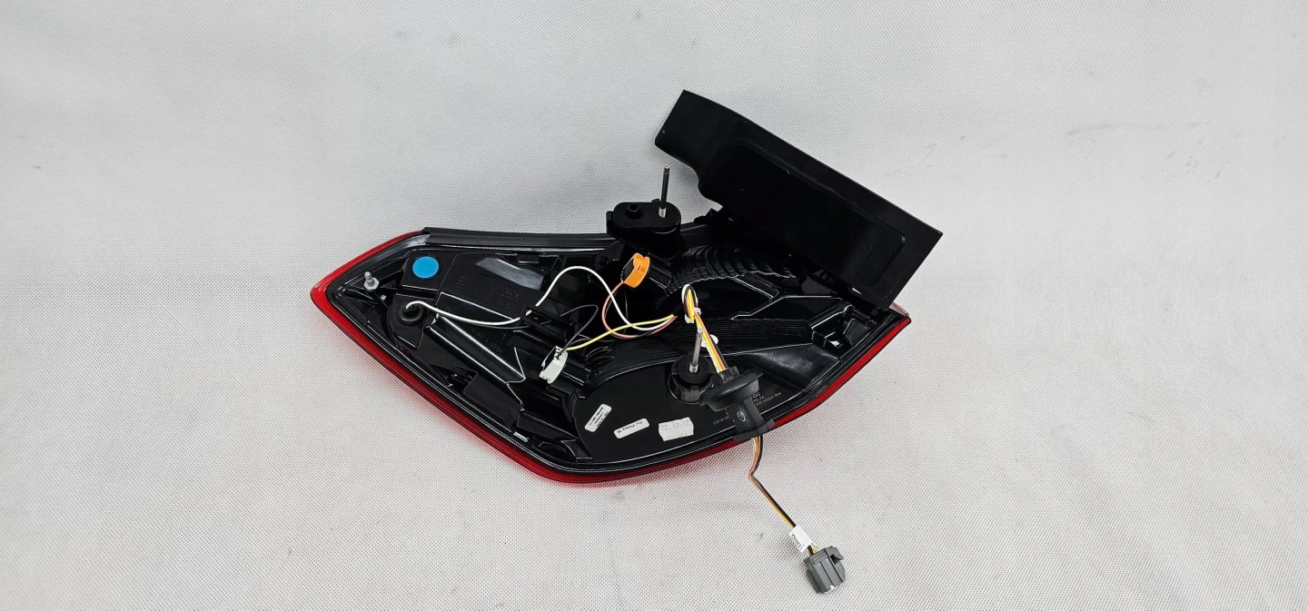 Ford Focus III Mk3 Rückleuchte NX7B13404DC Rearlamp - Thumbnail 8