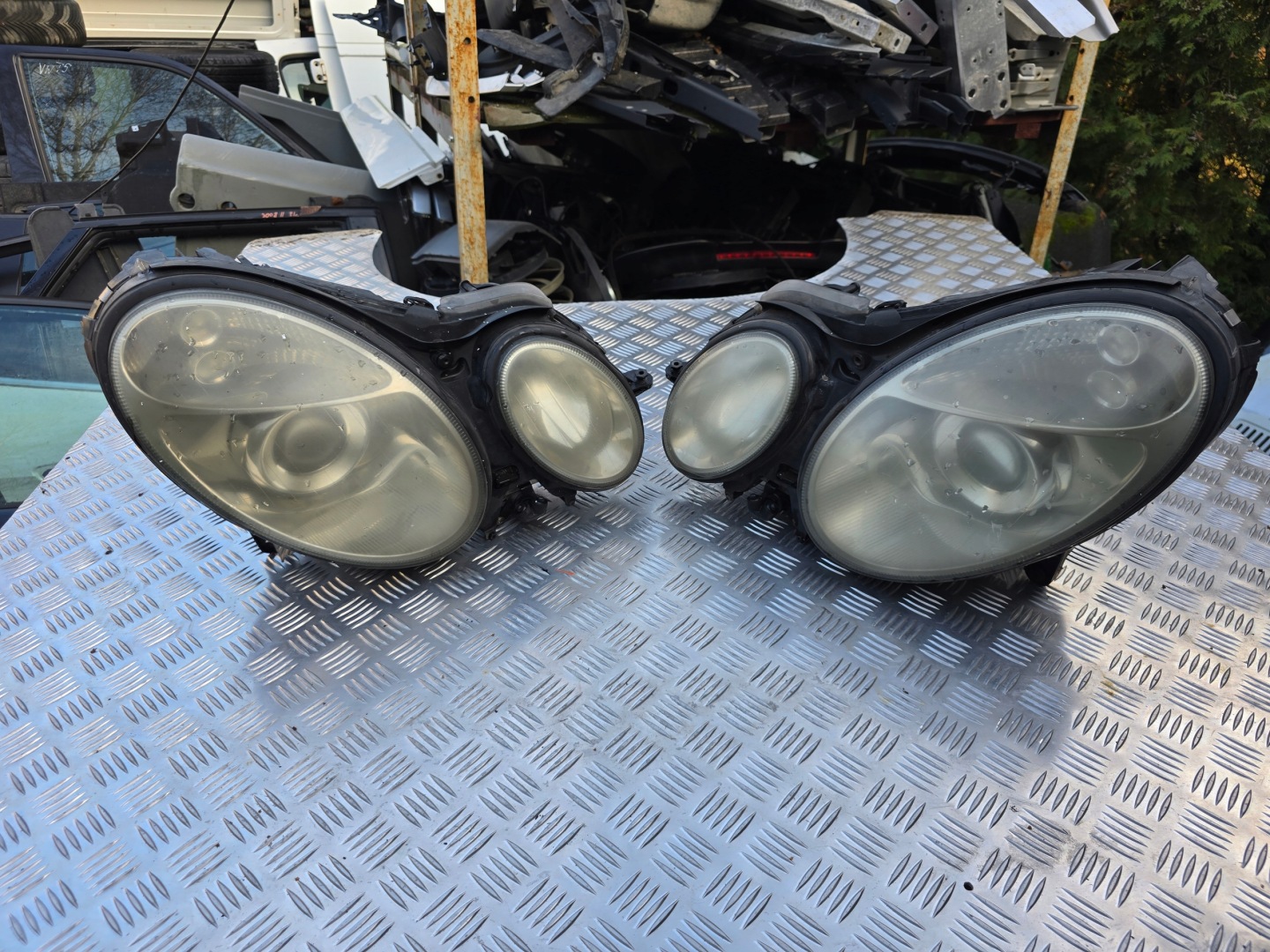 Frontscheinwerfer Mercedes-Benz E-Klasse W211 Bi-Xenon Links Headlight - Thumbnail 1