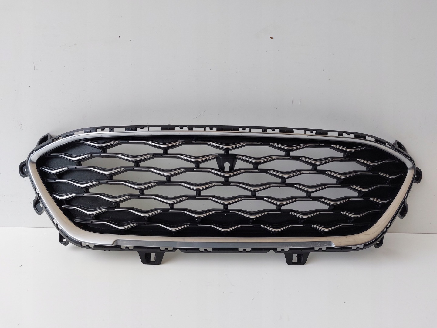 Ford Kuga III Mk3 Kühlergrill FRONTGRILL Kühlergitter LV4B8200V - Thumbnail 1