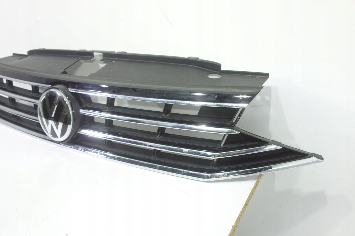 VW Passat B8 Kühlergrill FRONTGRILL Kühlergitter 3G0853653KV - Thumbnail 2