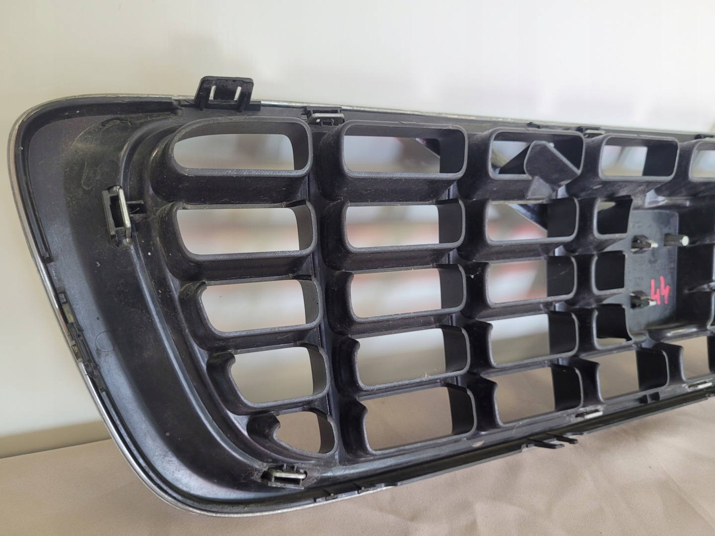 Volvo S70/V70/XC70 V70 Kühlergrill FRONTGRILL Kühlergitter 31255500BU - Thumbnail 6