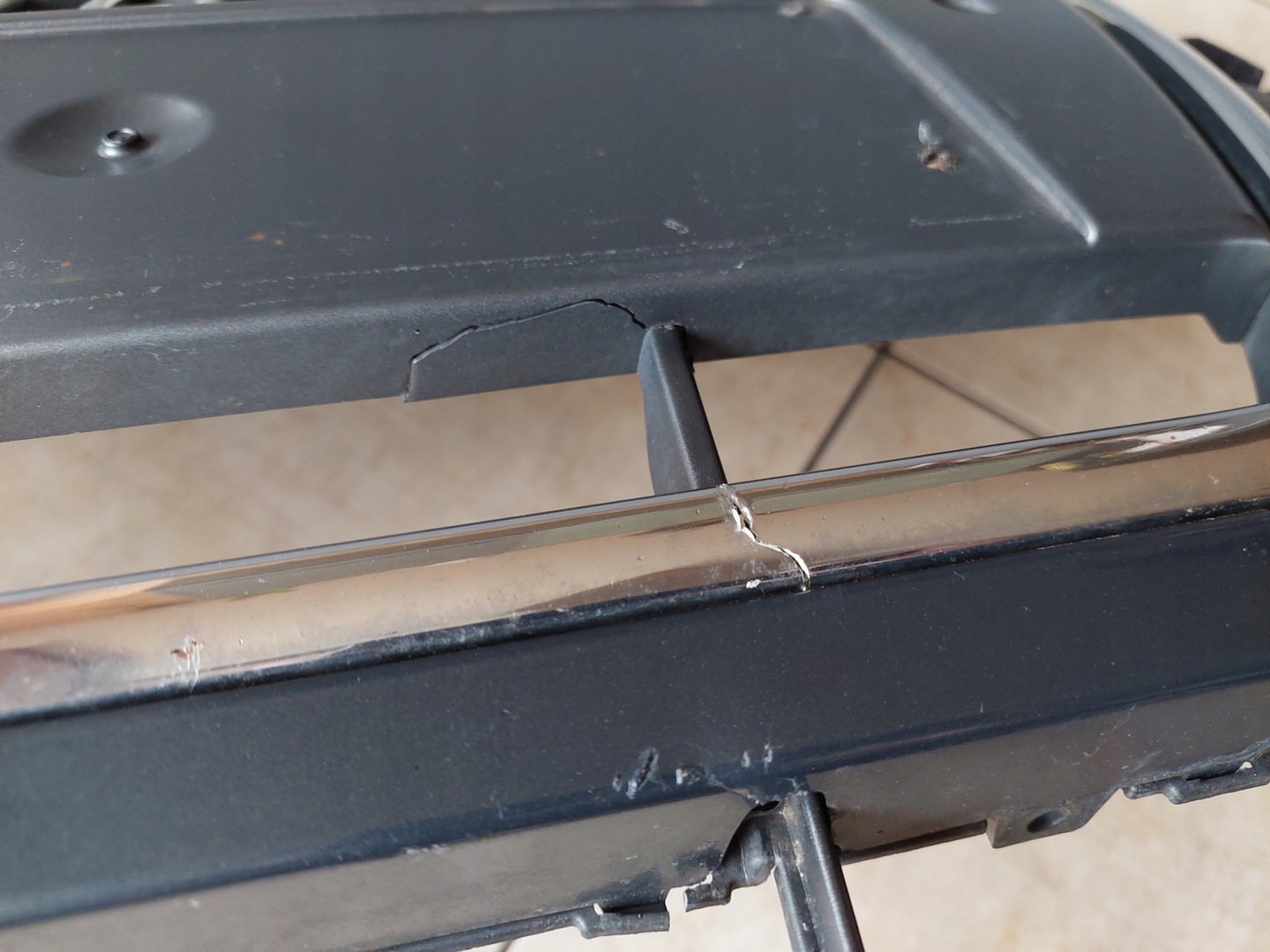 Audi Q5 Kühlergrill FRONTGRILL Kühlergitter 8R0853651 - Thumbnail 4