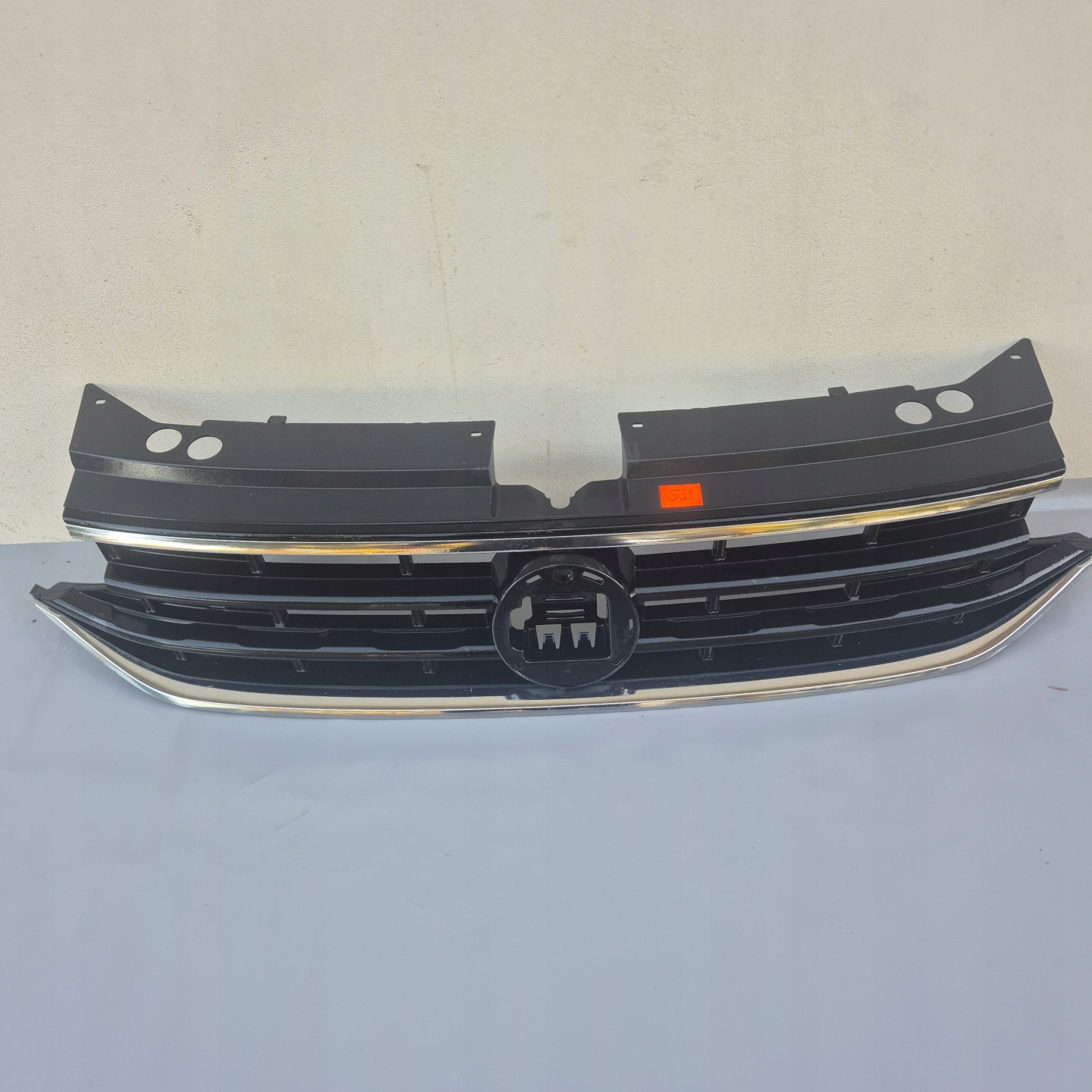 VW Tiguan Kühlergrill FRONTGRILL Kühlergitter 5NA853659 - Thumbnail 1