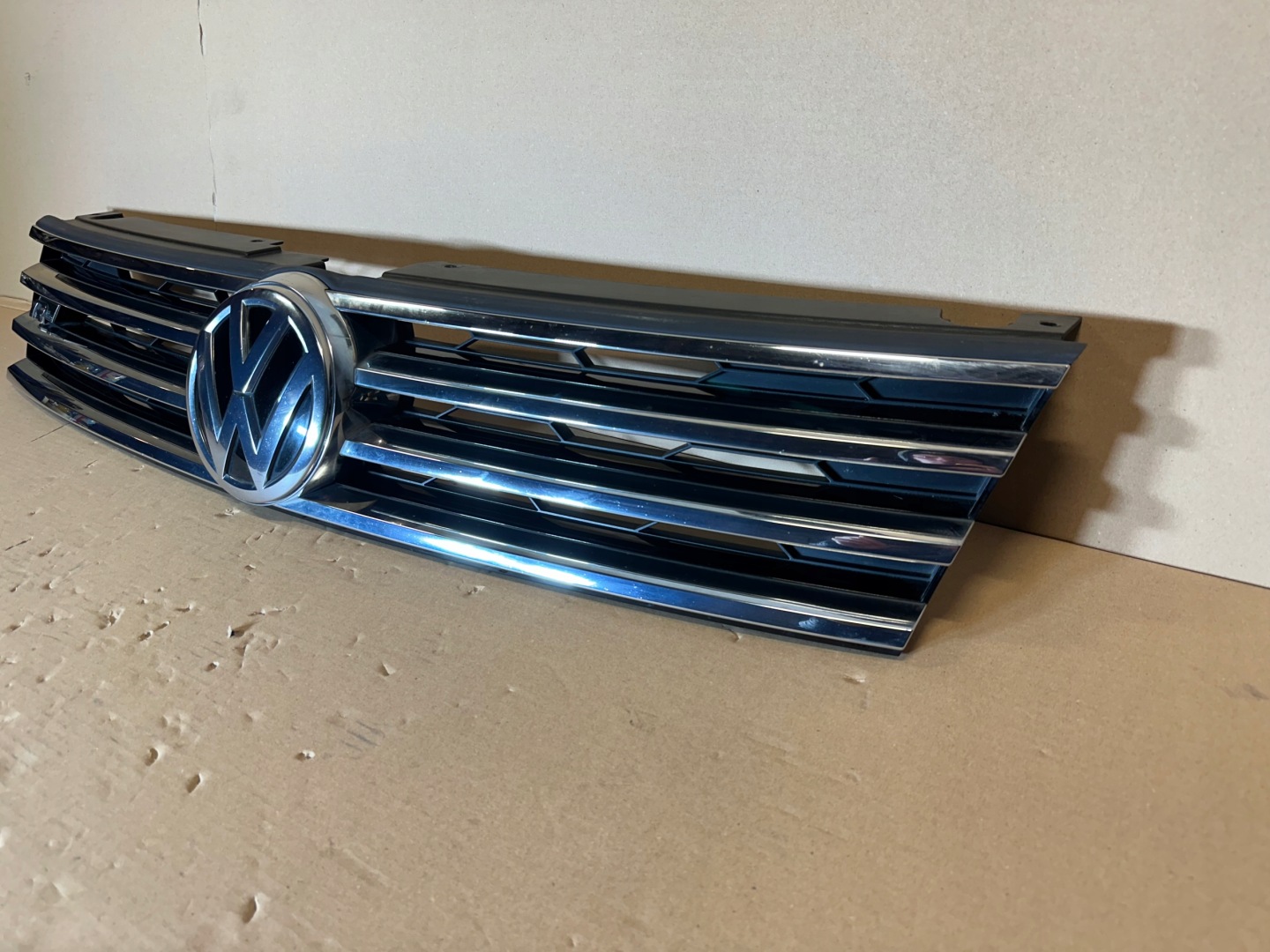 VW Touareg II Kühlergrill FRONTGRILL Kühlergitter 7P6853653C - Thumbnail 2