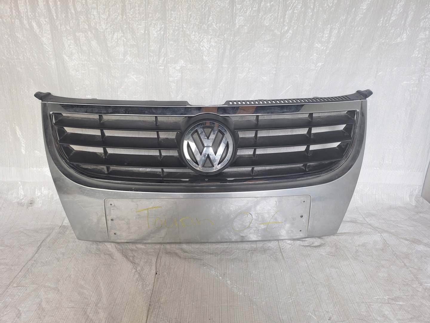 VW Touran 1T Kühlergrill FRONTGRILL Kühlergitter 1T0853651D0 - Thumbnail 1