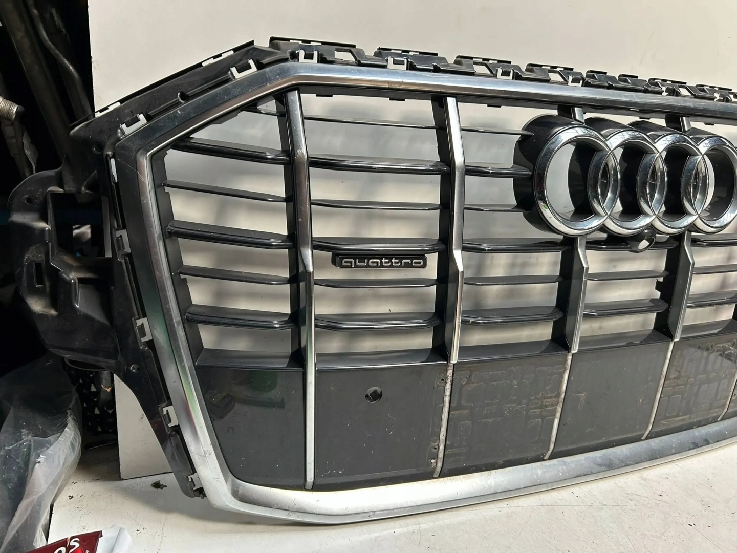 Audi Q7 Kühlergrill FRONTGRILL Kühlergitter 4M0853651A - Thumbnail 6