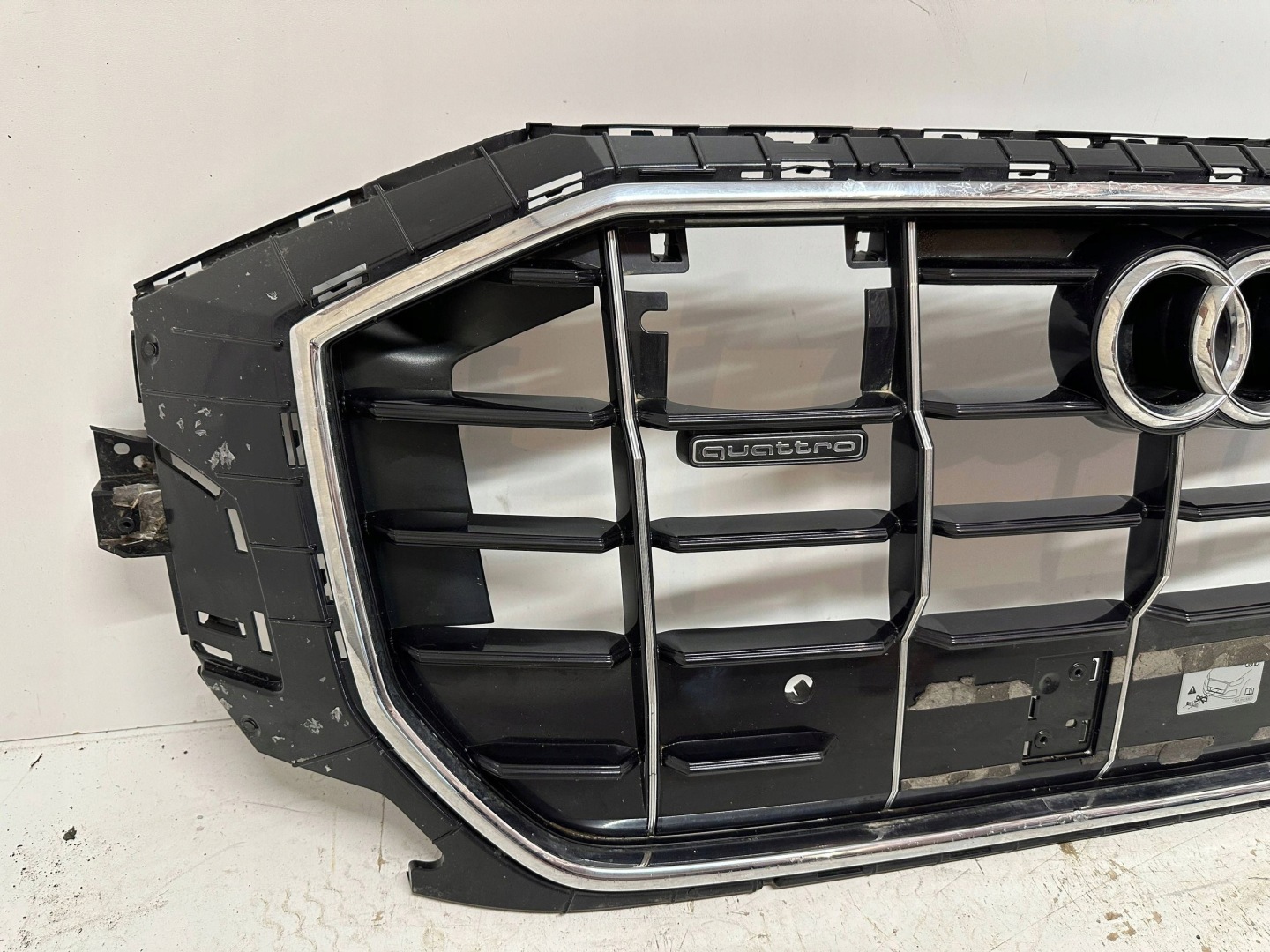 Audi Q8 Kühlergrill FRONTGRILL Kühlergitter 4M8853651AF - Thumbnail 3