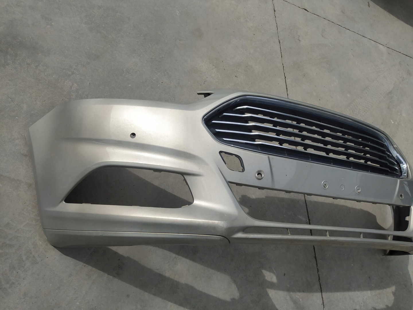 Ford Mondeo V MK5 Kühlergrill FRONTGRILL Kühlergitter K52018FORD - Thumbnail 1
