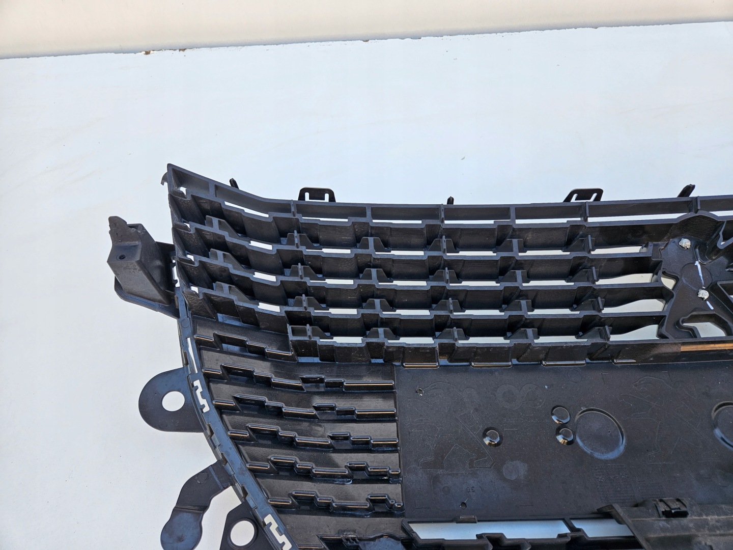 Peugeot 208 I Kühlergrill FRONTGRILL Kühlergitter 9841999880 - Thumbnail 11