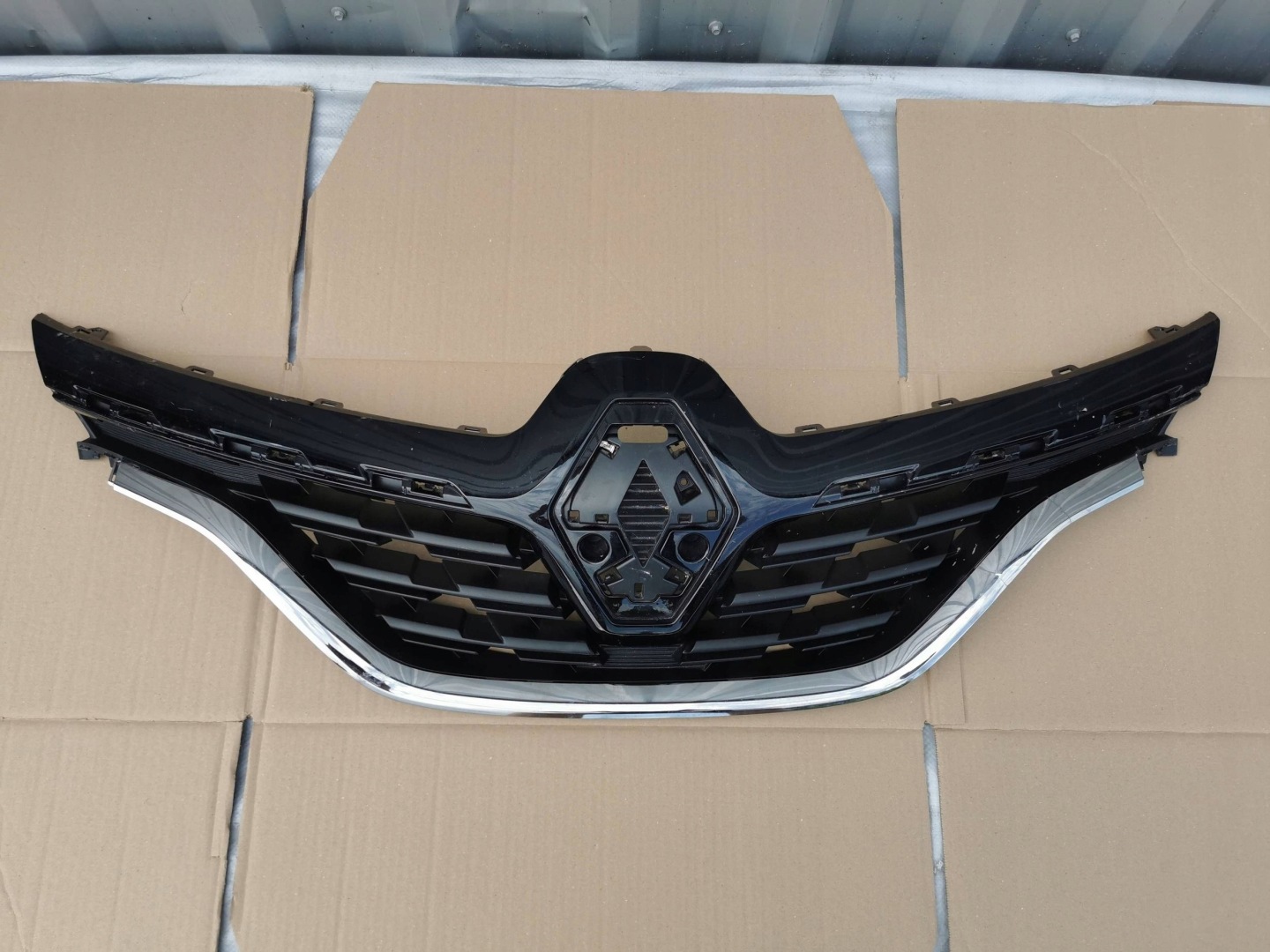 Renault Captur RJB Kühlergrill FRONTGRILL Kühlergitter 623105565R - Thumbnail 9