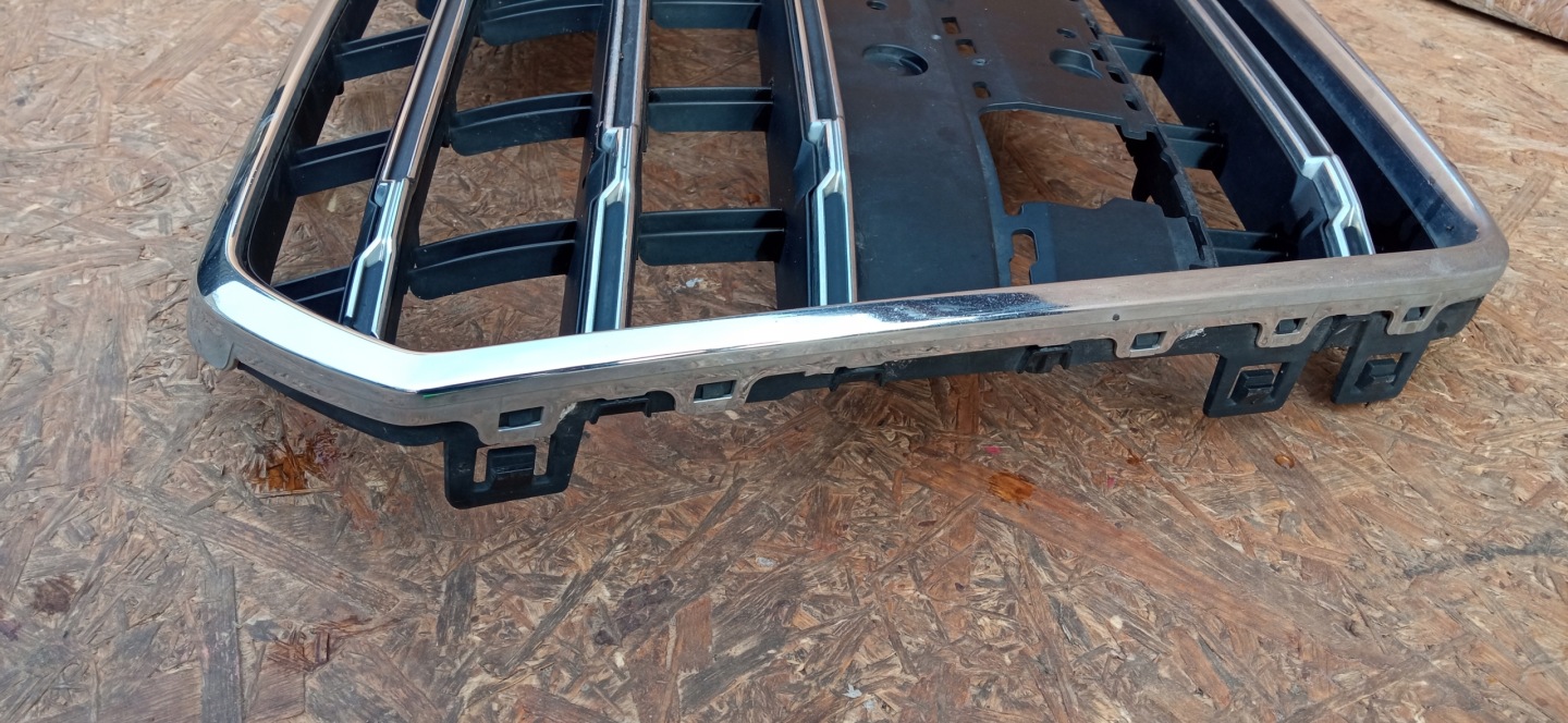 Audi A6 Kühlergrill FRONTGRILL Kühlergitter 4G0853653T - Thumbnail 9