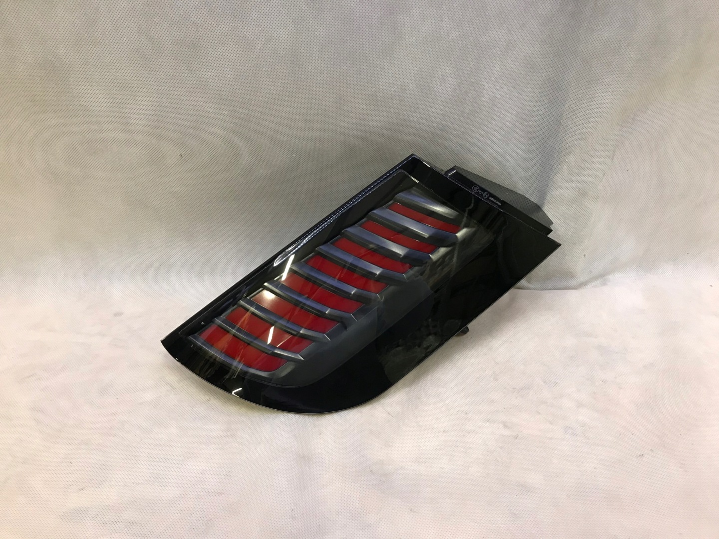 Volvo EX30 Rückleuchte 80000415VO Rearlamp - Thumbnail 1