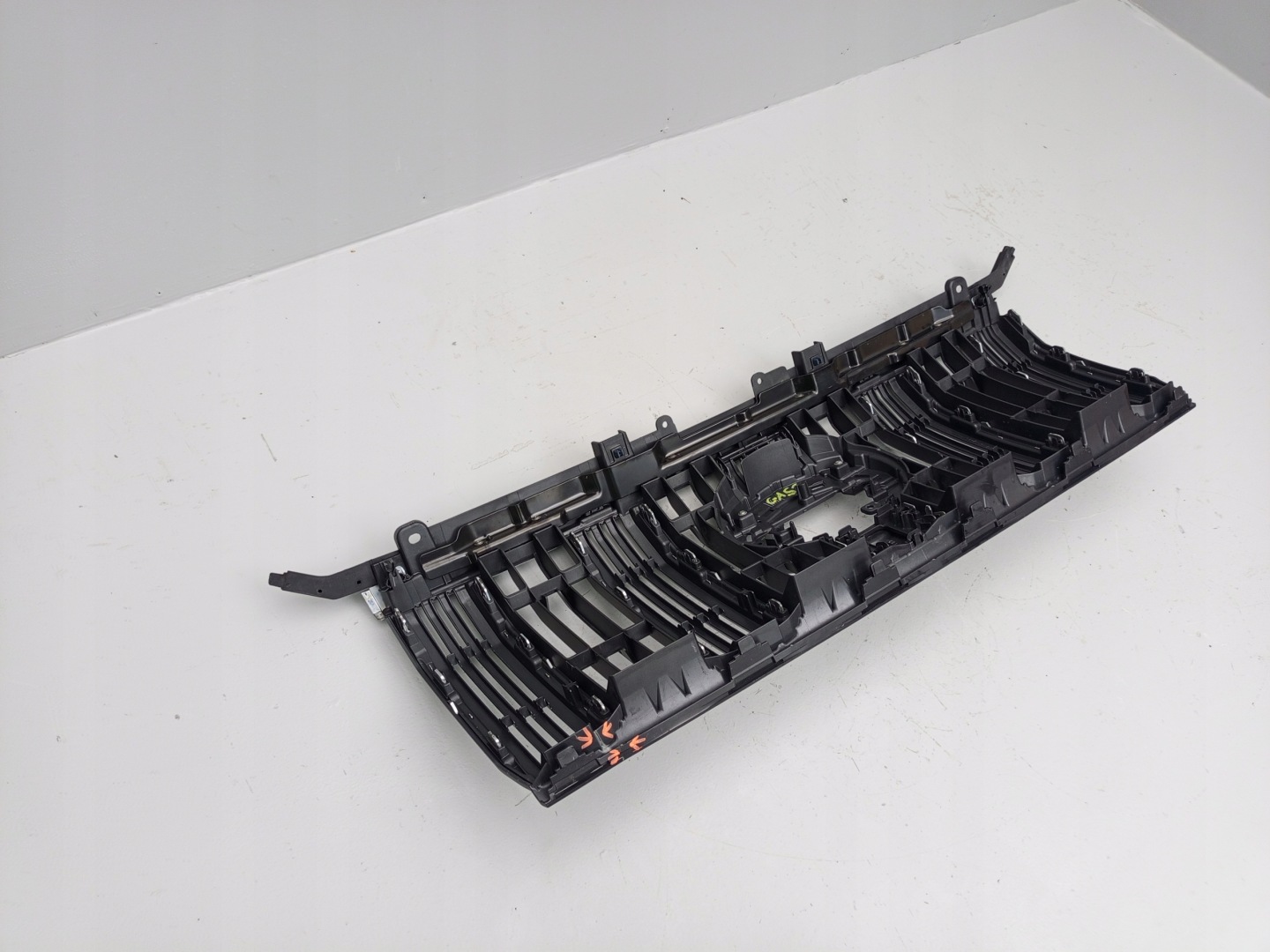 Toyota Land Cruiser J8/J10/J20 J8 Kühlergrill FRONTGRILL 5311160B20T - Thumbnail 12