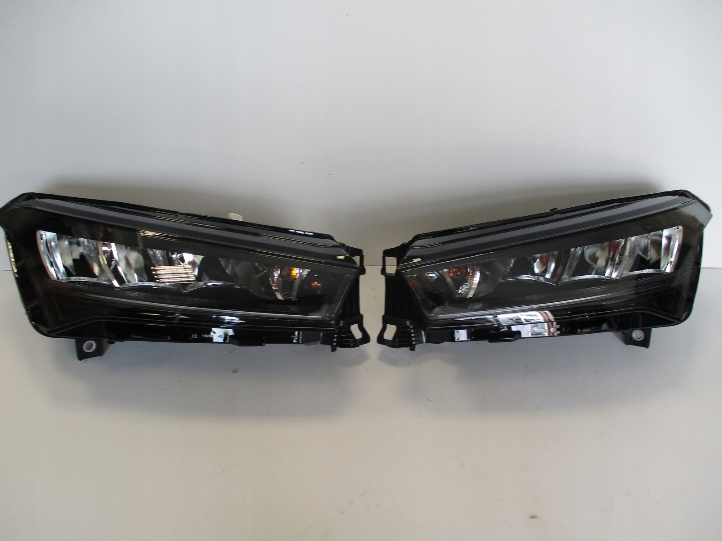 Frontscheinwerfer Skoda Enyaq 5LB 5LB941018 LED Links Scheinwerfer Headlight - Thumbnail 1