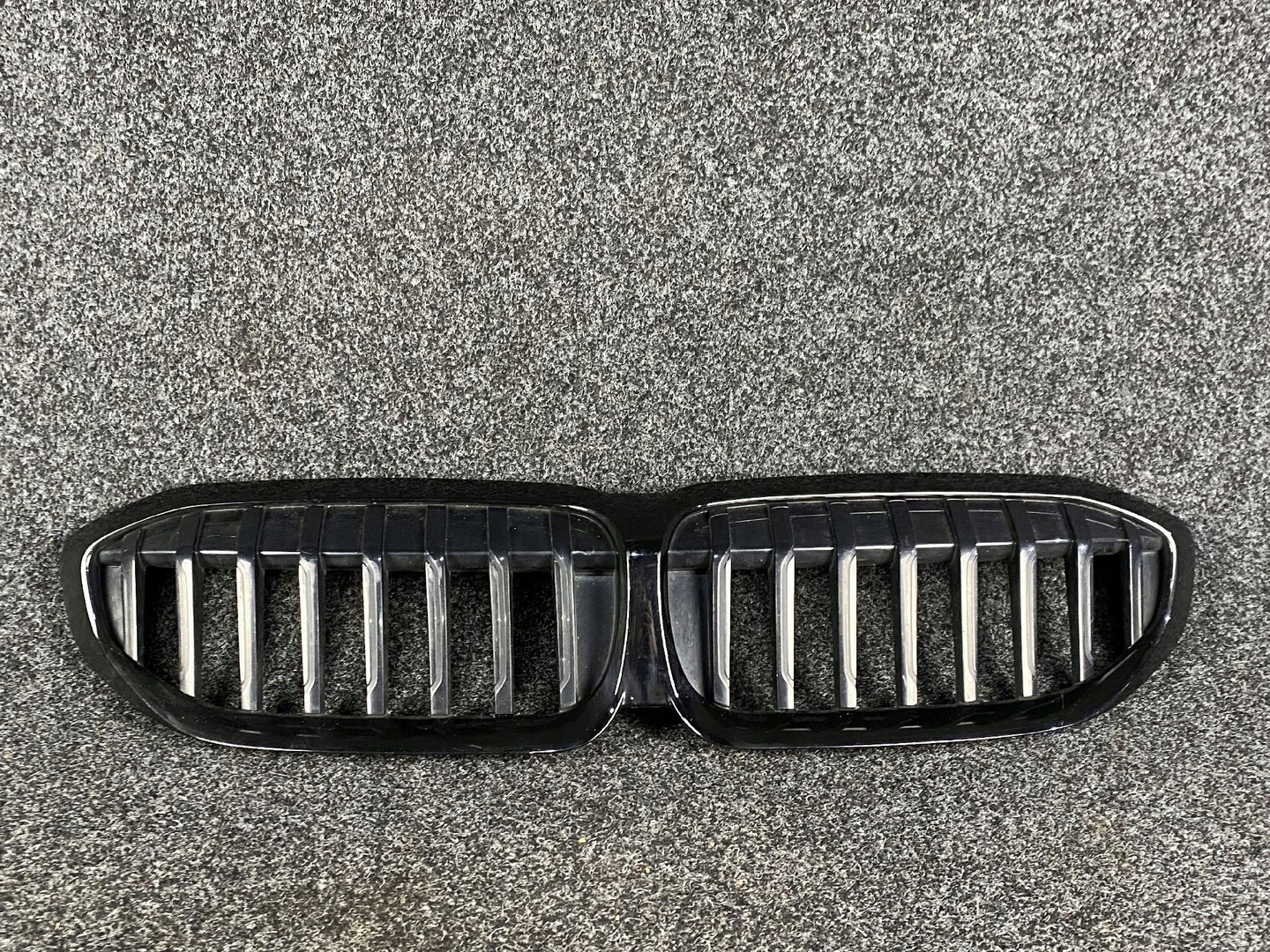 BMW 3 G21 Kühlergrill FRONTGRILL Kühlergitter 9761929 - Thumbnail 1