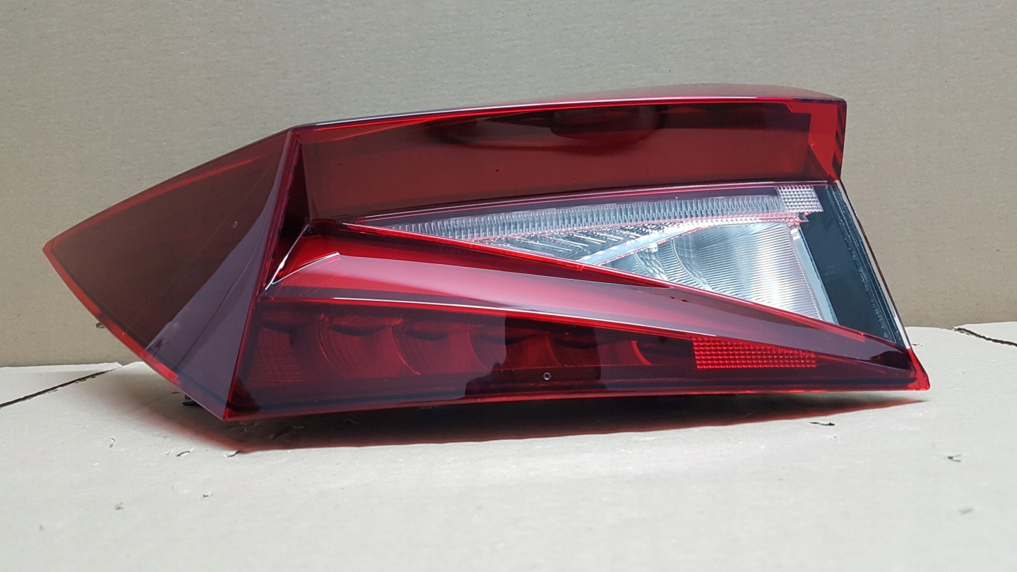 Skoda Enyaq NY Rückleuchte Rearlamp - Thumbnail 6
