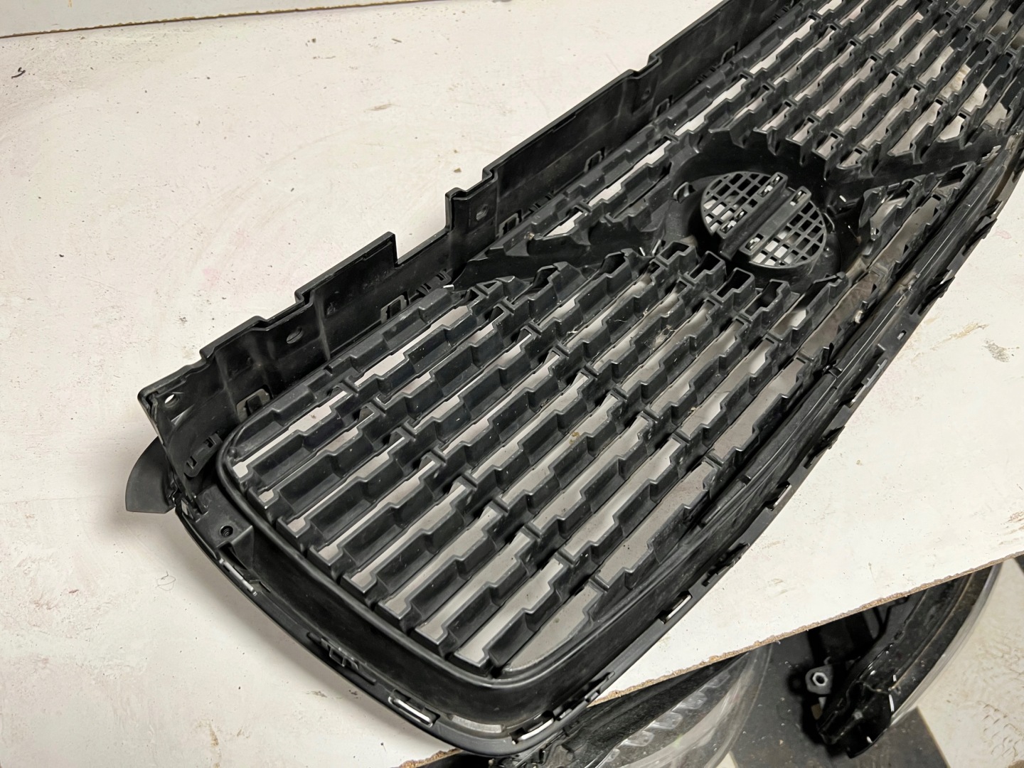 Volvo XC90 Kühlergrill FRONTGRILL Kühlergitter 31408429OE - Thumbnail 12
