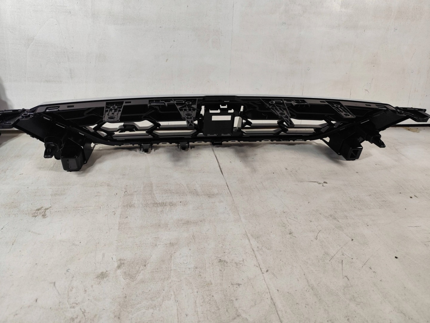 SEAT Ateca 575 Kühlergrill FRONTGRILL Kühlergitter 575853654E - Thumbnail 6