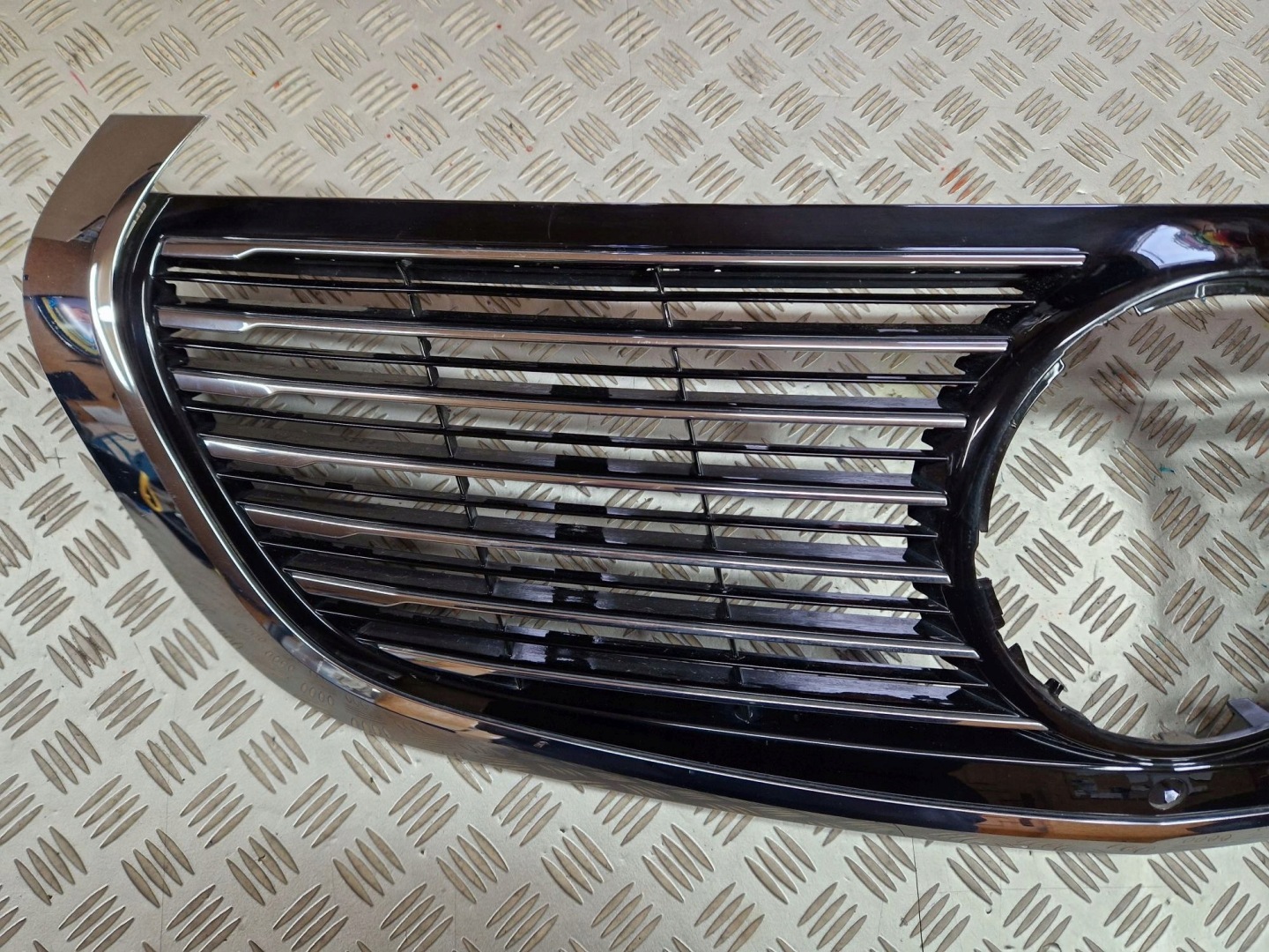 Mercedes-Benz EQC N293 Kühlergrill FRONTGRILL Kühlergitter A2938880000 - Thumbnail 3