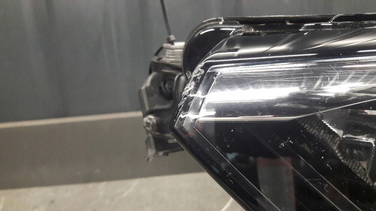 VW T-Roc A1 Rückleuchte 2GA941005F Rearlamp - Thumbnail 3