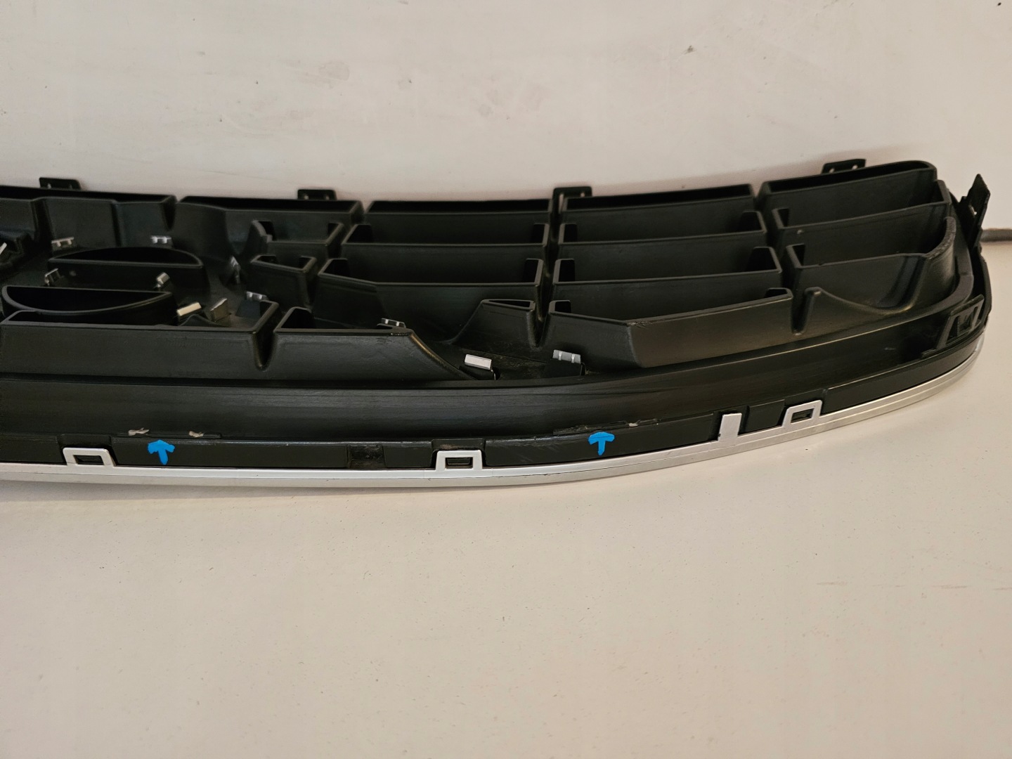 Volvo S60/V60 S60 Kühlergrill FRONTGRILL Kühlergitter 31323338SC - Thumbnail 11
