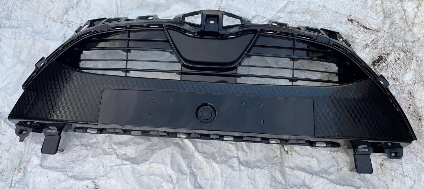 Toyota Yaris I P1 Kühlergrill FRONTGRILL Kühlergitter 531010DG60 - Thumbnail 1