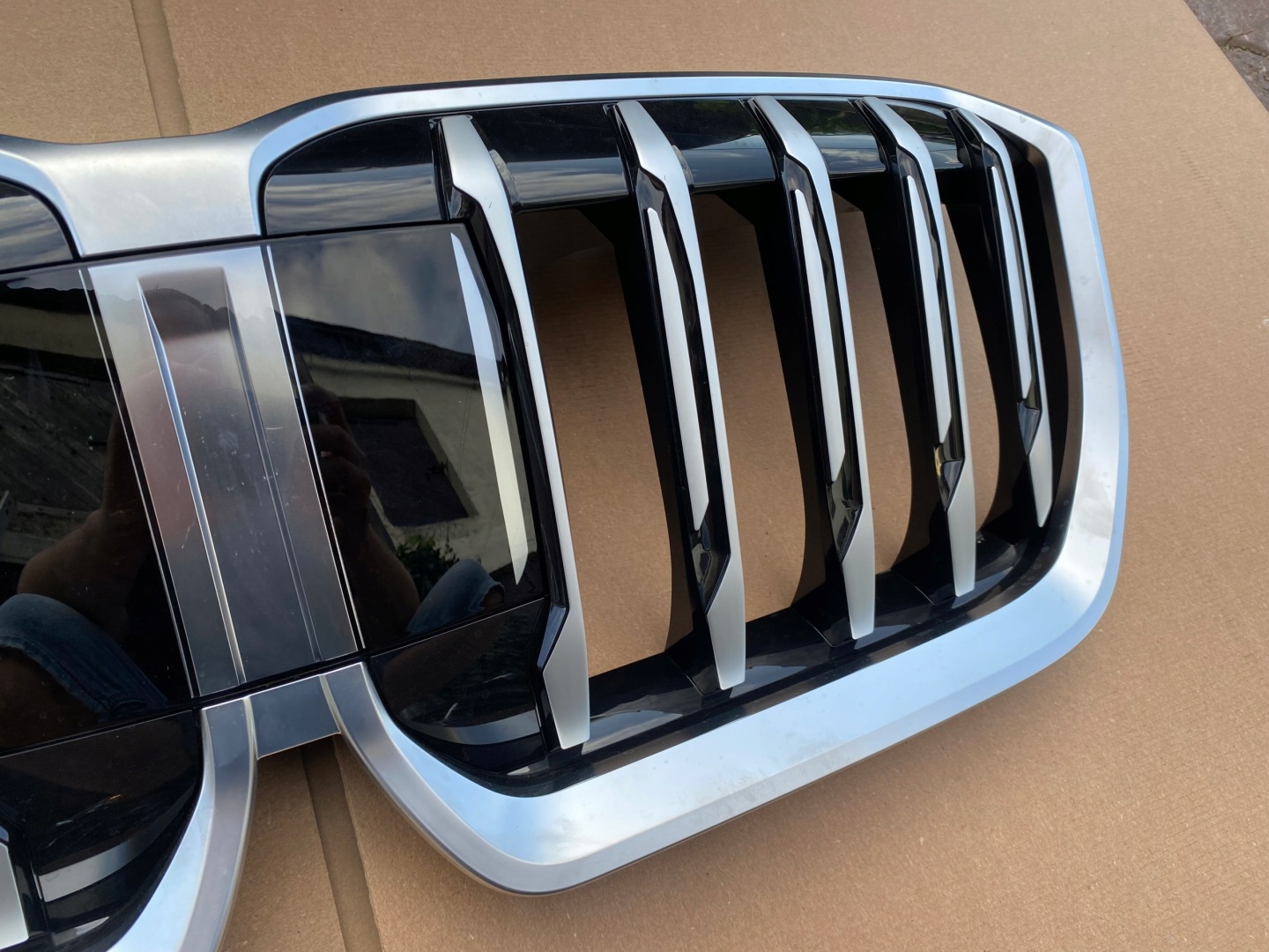 BMW X1 U11 Kühlergrill FRONTGRILL Kühlergitter 9880301 - Thumbnail 4