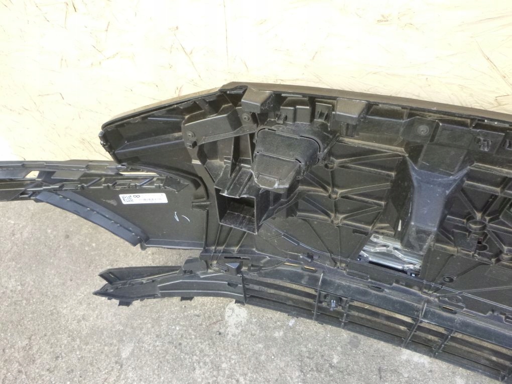 Audi Q4 Kühlergrill FRONTGRILL Kühlergitter 89A807233 - Thumbnail 6
