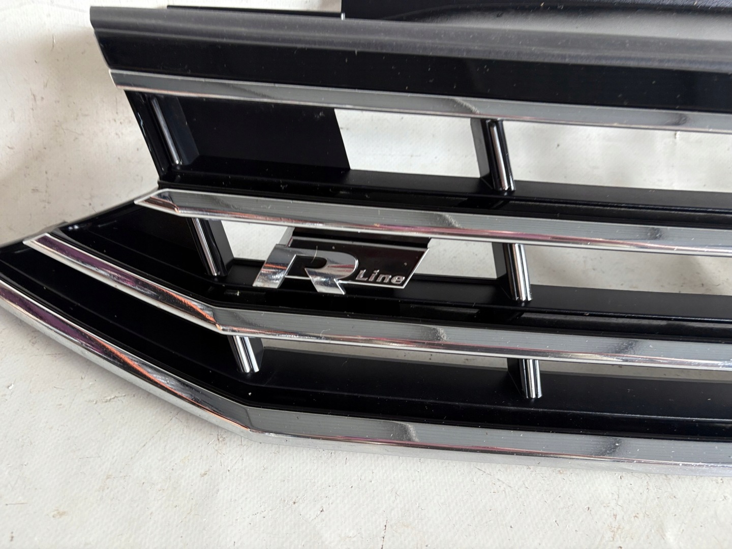 VW Passat B8 Kühlergrill FRONTGRILL Kühlergitter 3G0853653N - Thumbnail 3