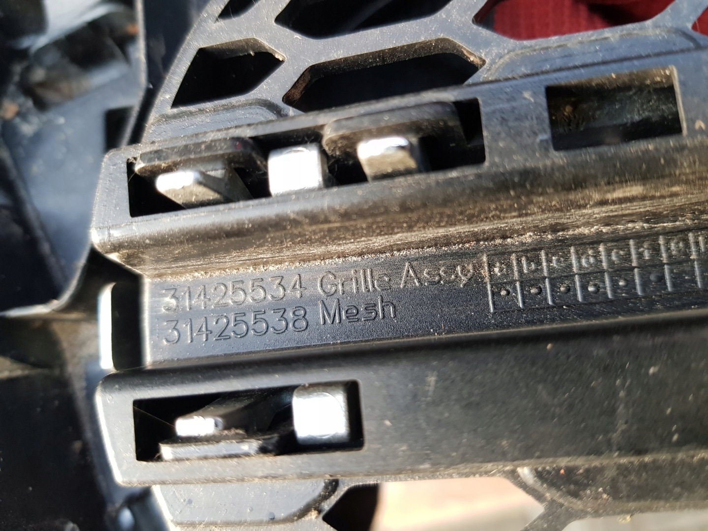 Volvo XC60 Kühlergrill FRONTGRILL Kühlergitter 31425538 - Thumbnail 3