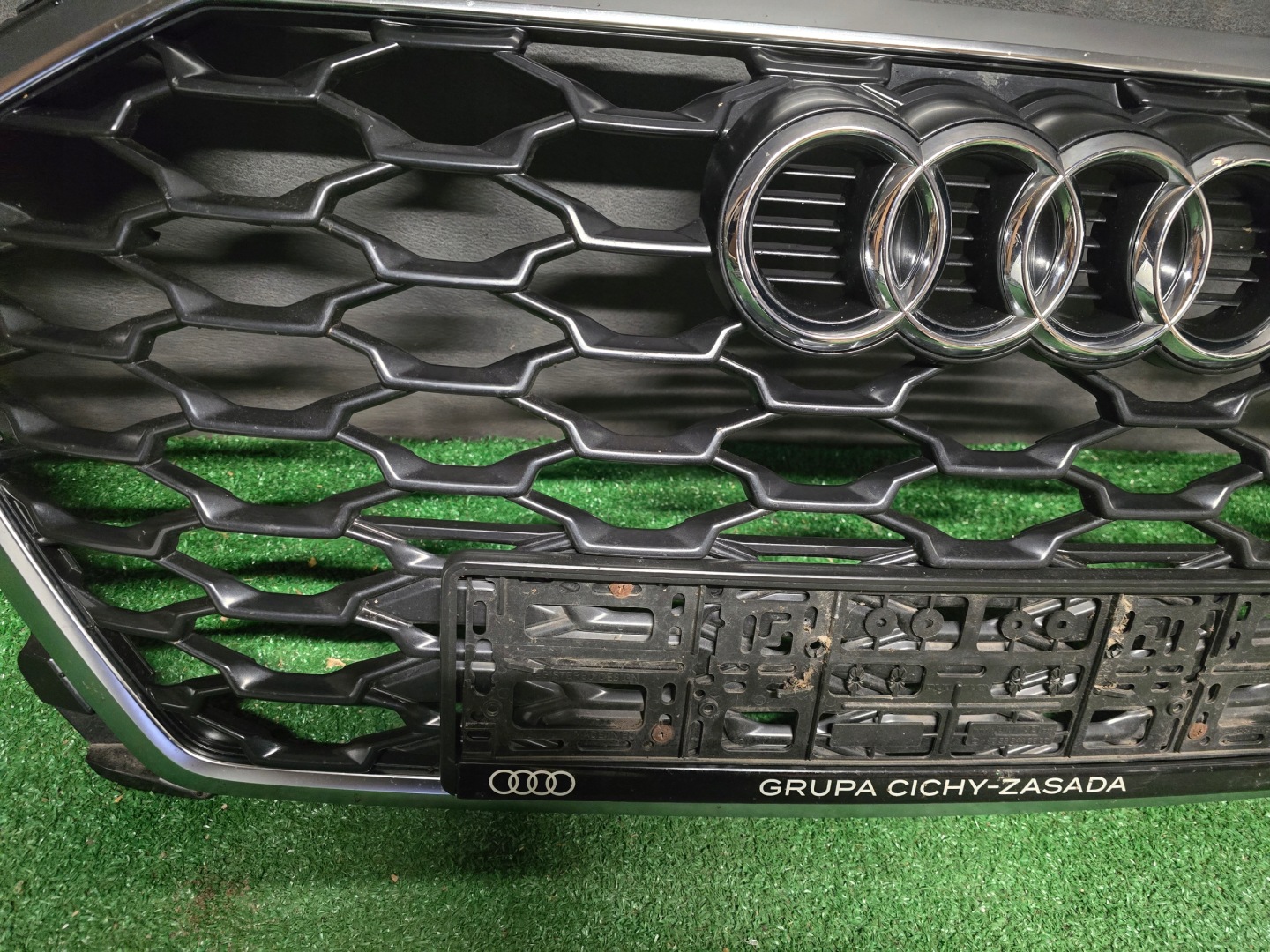Audi Q3 Kühlergrill FRONTGRILL Kühlergitter - Thumbnail 4