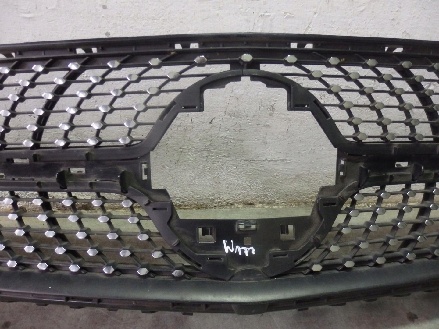 Mercedes-Benz A-Klasse W177 Kühlergrill FRONTGRILL Kühlergitter - Thumbnail 3