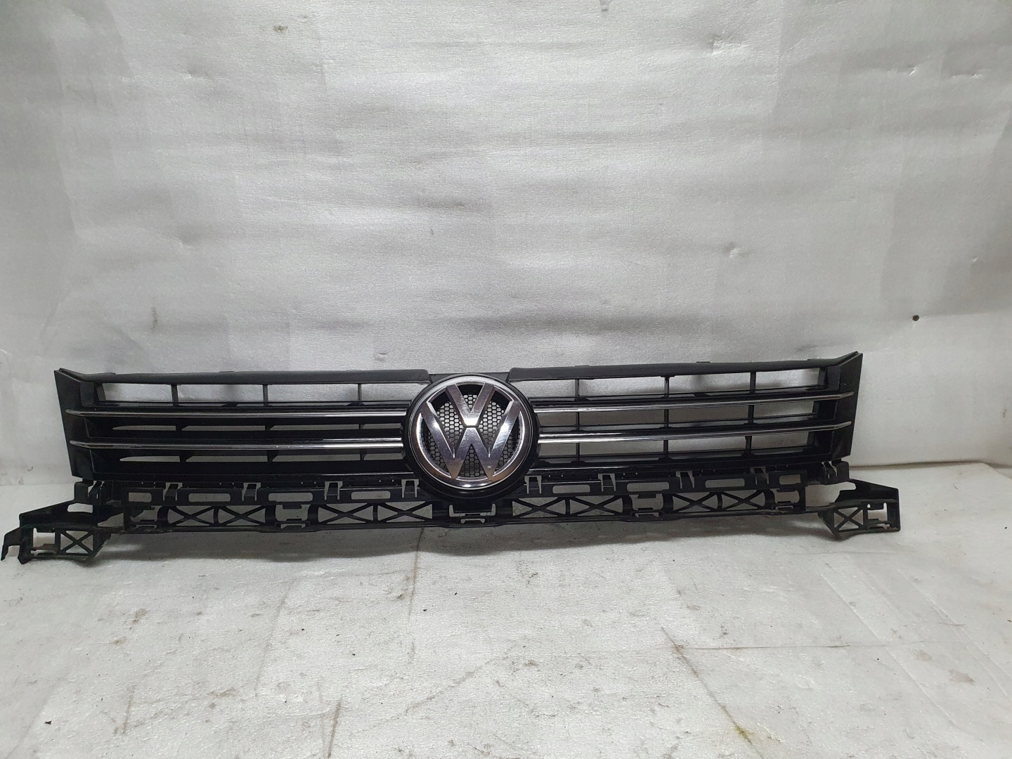 VW Caddy Kühlergrill FRONTGRILL Kühlergitter 2K5853651 - Thumbnail 1