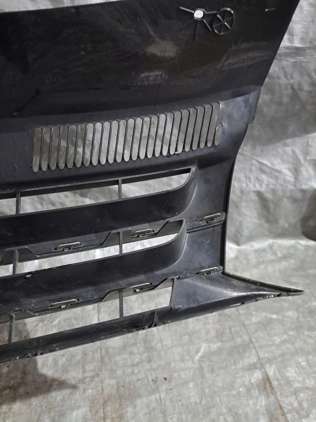 VW Transporter T5 Kühlergrill FRONTGRILL Kühlergitter 7E5853651D - Thumbnail 8